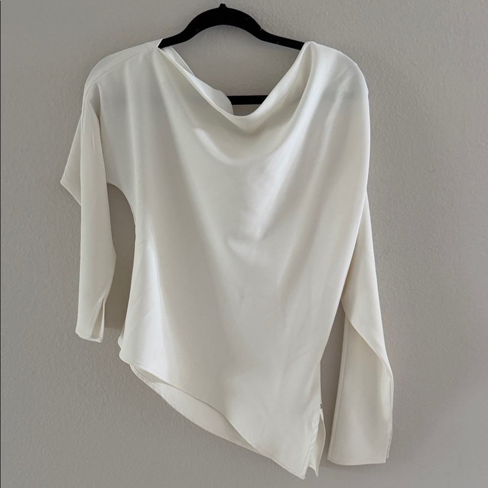 Astr White Draped Asymmetric Blouse